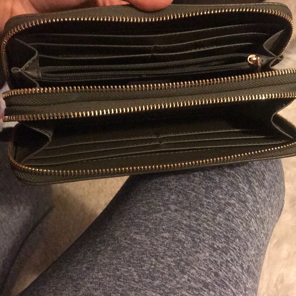 Wallet - Picture 2 of 2